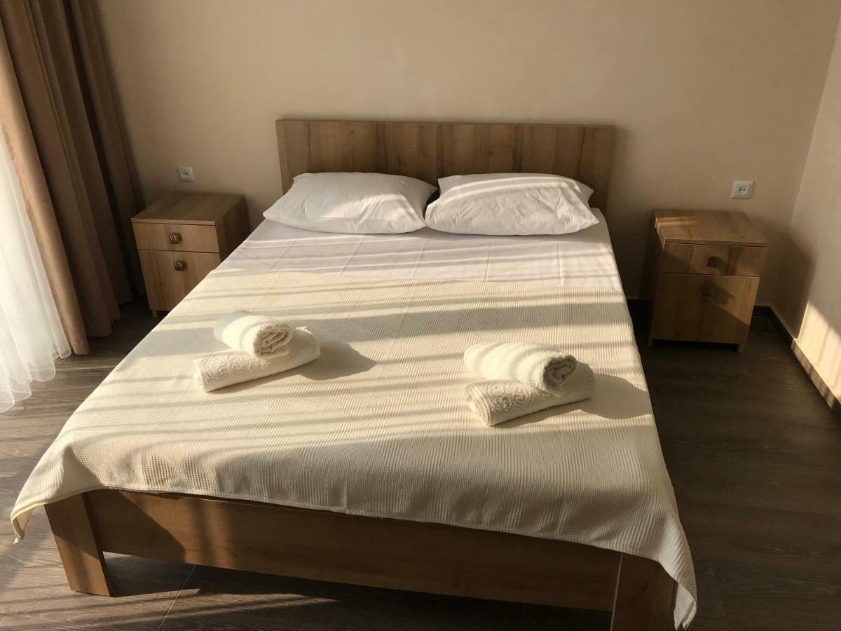 Hotel Charli Gonio المظهر الخارجي الصورة