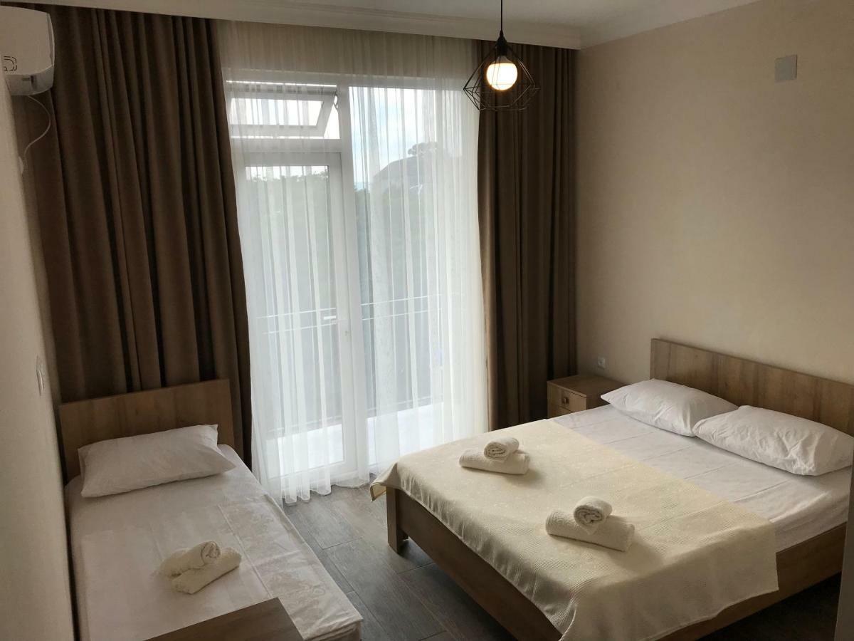 Hotel Charli Gonio المظهر الخارجي الصورة