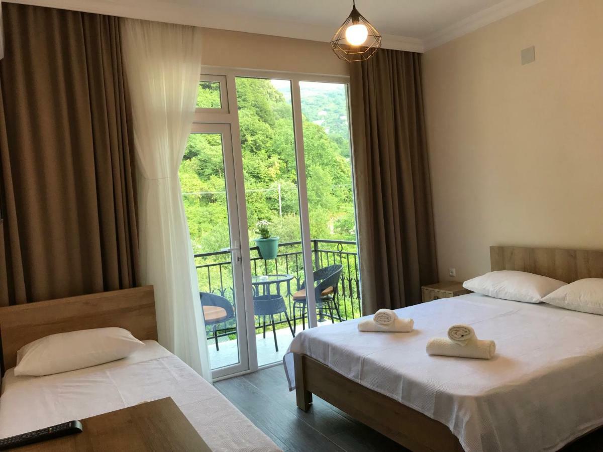 Hotel Charli Gonio المظهر الخارجي الصورة