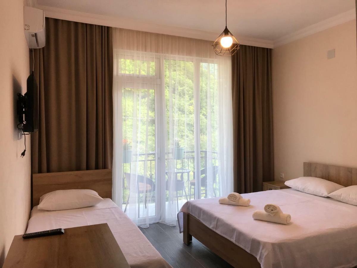 Hotel Charli Gonio المظهر الخارجي الصورة